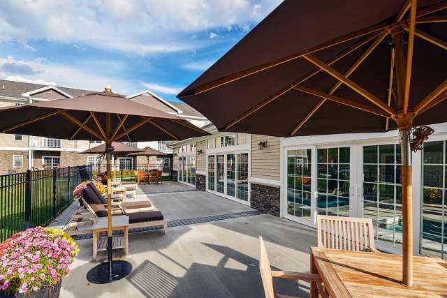 Outdoor Living Space: Summit at Saratoga
